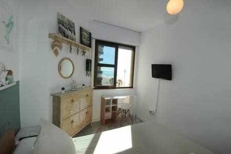 カディスEncantador Apartamento Frente A La Playa Victoriaアパートメント エクステリア 写真